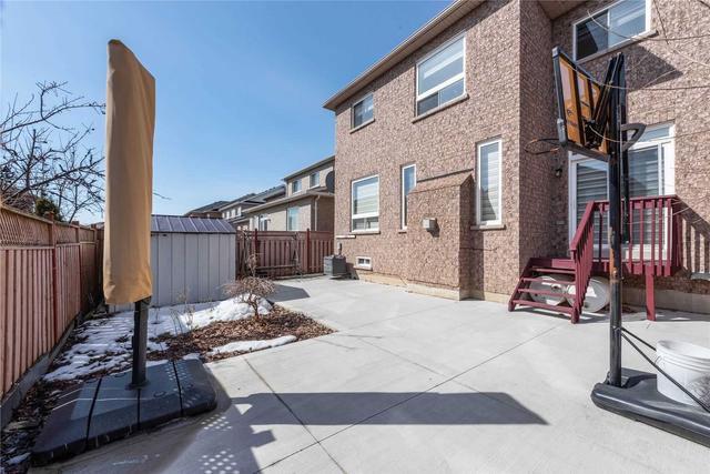73 Pantomine Blvd, House detached with 4 bedrooms, 4 bathrooms and 6 parking in Brampton ON | Image 8