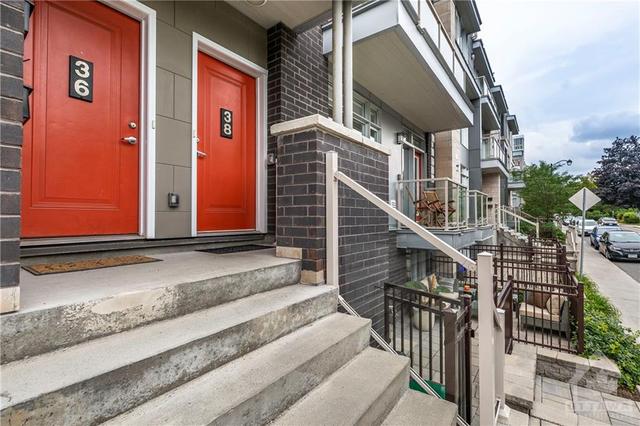 38 Holmwood Avenue, Condo with 2 bedrooms, 3 bathrooms and 1 parking in Ottawa ON | Image 3