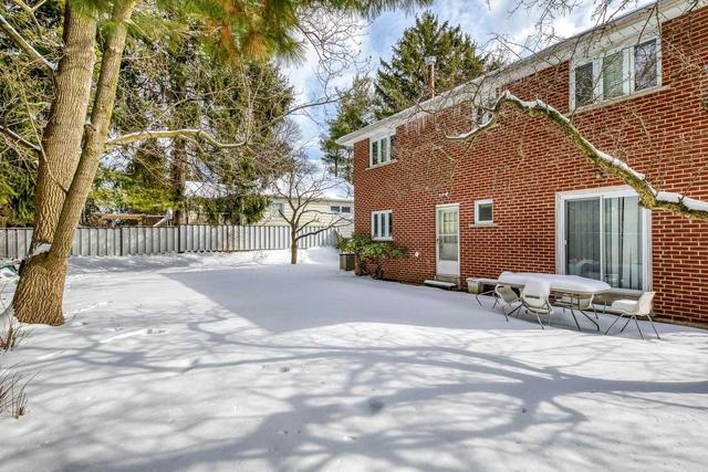 1147 Lakeshore Rd W, House detached with 4 bedrooms, 3 bathrooms and 8 parking in Mississauga ON | Image 19