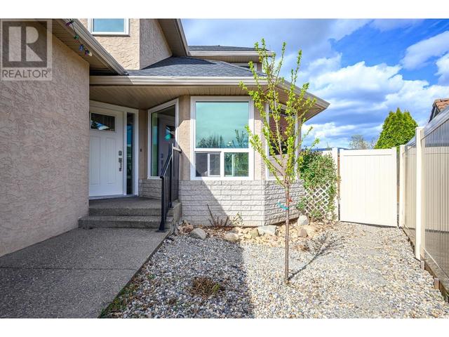 4416 9 Street, House detached with 5 bedrooms, 2 bathrooms and 2 parking in Vernon BC | Image 6