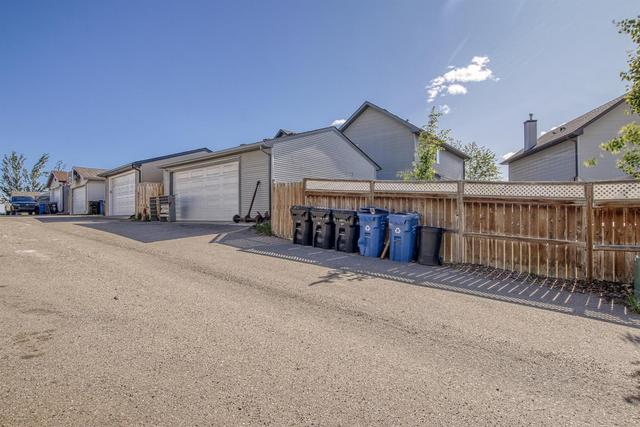 114 Cranberry Place Se, House detached with 4 bedrooms, 3 bathrooms and 3 parking in Calgary AB | Image 42