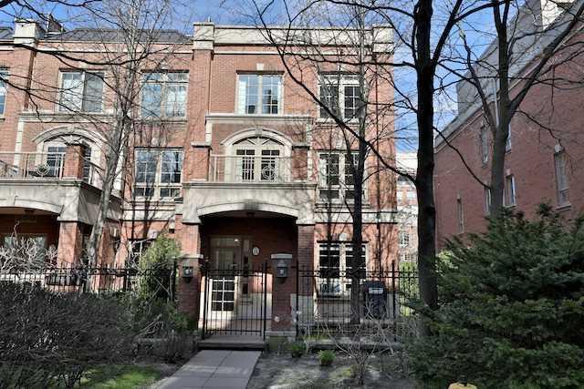 Th11 - 20 Burkebrook Pl, Townhouse with 3 bedrooms, 3 bathrooms and 2 parking in Toronto ON | Image 1
