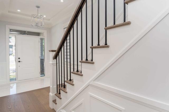 71 Twenty Ninth St, House detached with 4 bedrooms, 4 bathrooms and 3 parking in Toronto ON | Image 33