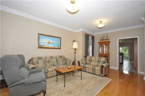278 Forest Run Blvd, House detached with 3 bedrooms, 3 bathrooms and 4 parking in Vaughan ON | Image 4