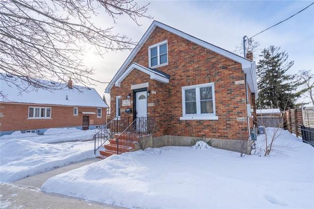 78 Terrace Hill Street, House detached with 3 bedrooms, 2 bathrooms and 6 parking in Brantford ON | Image 2