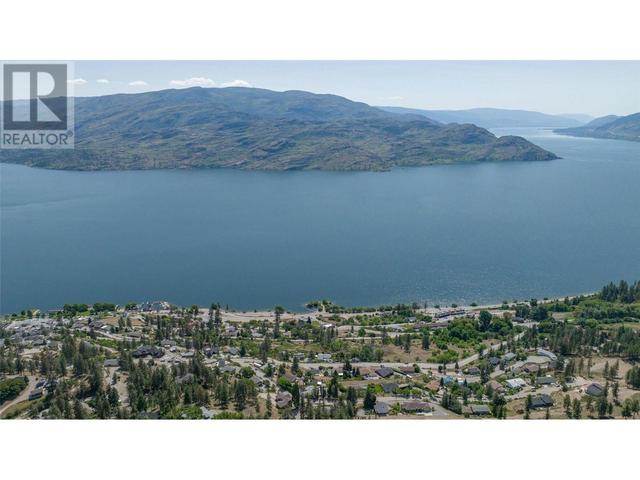 5868 Macgregor Road, House detached with 4 bedrooms, 2 bathrooms and 6 parking in Peachland BC | Image 39