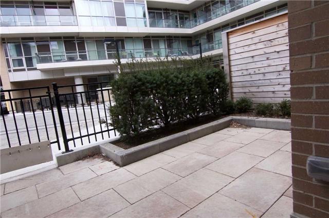 Th11 - 203 Duplex Ave, Townhouse with 3 bedrooms, 4 bathrooms and 1 parking in Toronto ON | Image 5