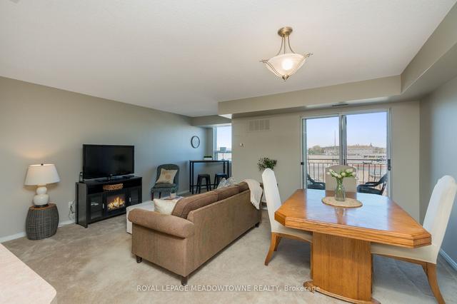 506 - 32 Tannery St, Condo with 2 bedrooms, 2 bathrooms and 2 parking in Mississauga ON | Image 2