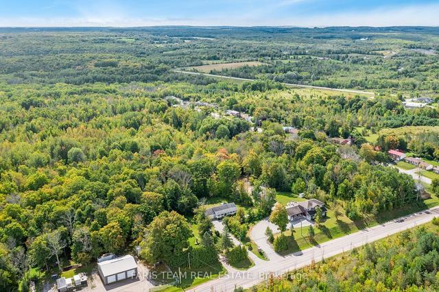 4987 Talbot St, House detached with 3 bedrooms, 2 bathrooms and 15 parking in Tay ON | Image 27