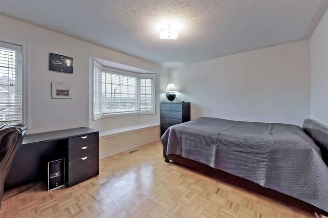 5 Angelico Ave, House detached with 3 bedrooms, 3 bathrooms and 3 parking in Vaughan ON | Image 19