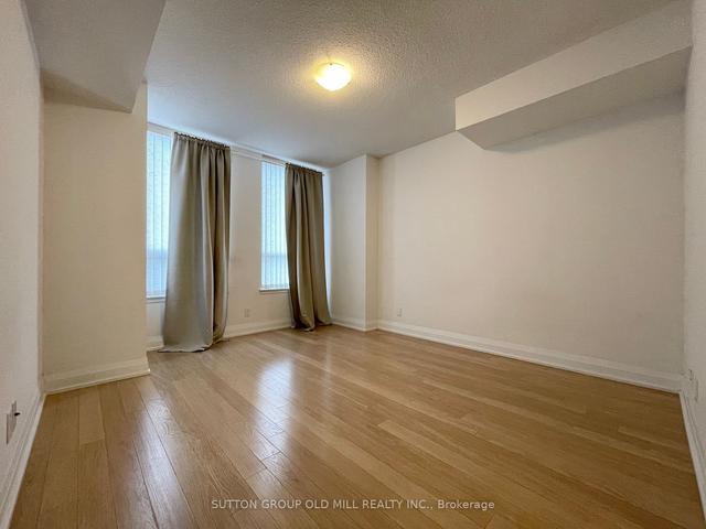 927 - 376 Highway 7 E, Condo with 2 bedrooms, 2 bathrooms and 1 parking in Richmond Hill ON | Image 17
