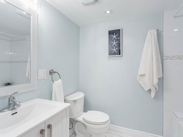 51 Bertram St, House detached with 2 bedrooms, 2 bathrooms and 5 parking in Toronto ON | Image 16