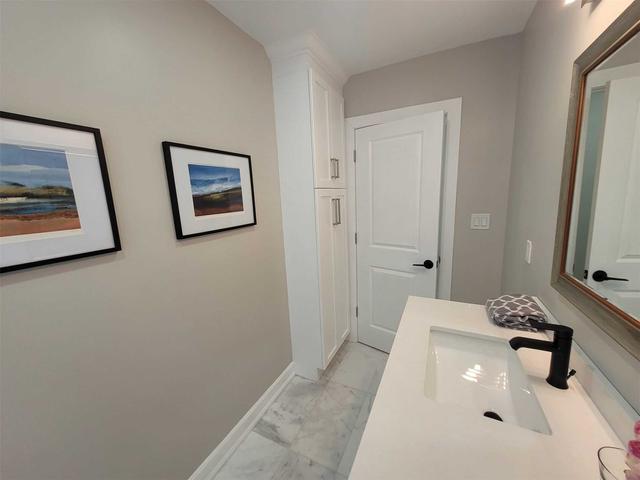 138 Dynevor Rd, House detached with 2 bedrooms, 2 bathrooms and 2 parking in Toronto ON | Image 18