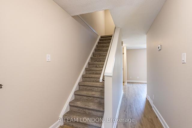 76 - 35 Waterman Ave, Townhouse with 3 bedrooms, 2 bathrooms and 2 parking in London ON | Image 11