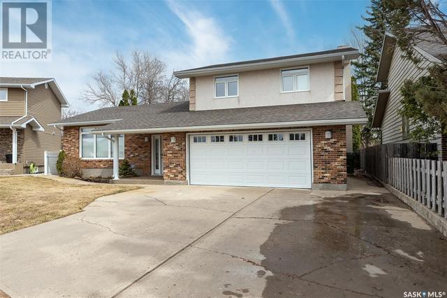 1629 Marshal Crescent, House detached with 4 bedrooms, 3 bathrooms and null parking in Moose Jaw SK | Image 2