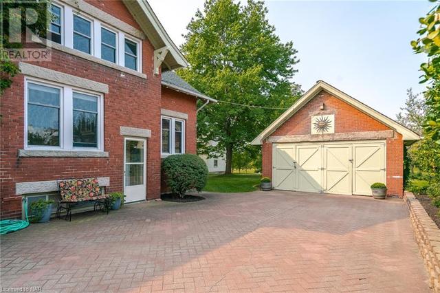 1958 Townline Road, House detached with 3 bedrooms, 3 bathrooms and null parking in Niagara on the Lake ON | Image 34