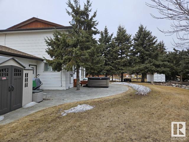 4902 54 Av, House detached with 4 bedrooms, 2 bathrooms and null parking in Two Hills County No. 21 AB | Image 49