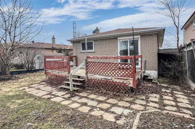41 Sonmore Dr, House detached with 3 bedrooms, 4 bathrooms and 3 parking in Toronto ON | Image 27