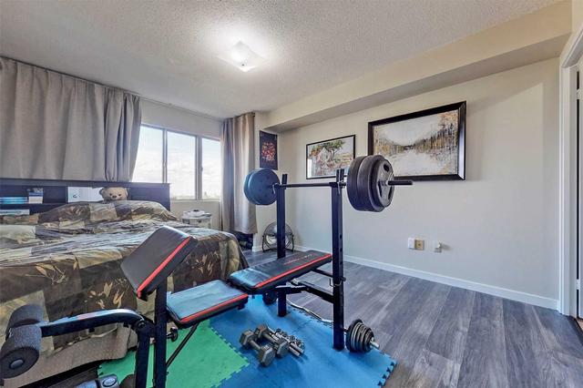 1210 - 1580 Mississauga Valley Blvd, Condo with 3 bedrooms, 2 bathrooms and 1 parking in Mississauga ON | Image 5