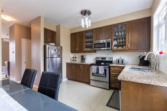229 Isaac Devins Blvd, House attached with 3 bedrooms, 3 bathrooms and 1 parking in Toronto ON | Image 14