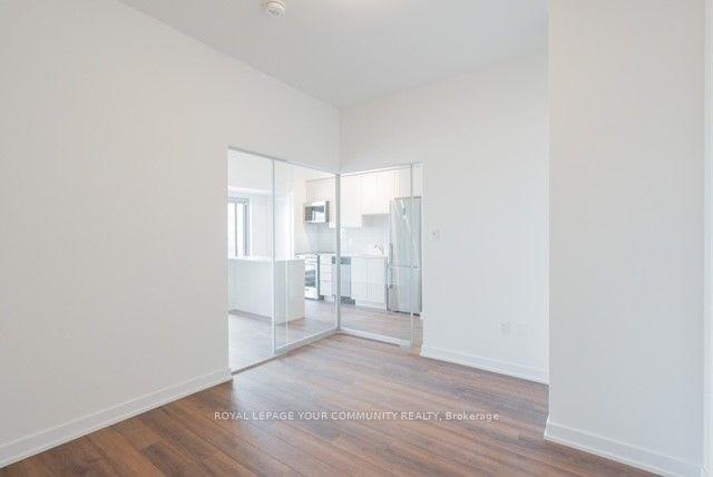 611 - 2433 Dufferin St, Condo with 3 bedrooms, 2 bathrooms and 1 parking in Toronto ON | Image 12