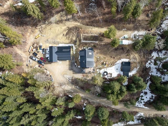 2360 Trans Canada Highway N, House detached with 4 bedrooms, 2 bathrooms and null parking in Columbia Shuswap A BC | Image 34