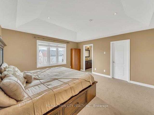 42 Udvari Cres, House detached with 4 bedrooms, 4 bathrooms and 5 parking in Kitchener ON | Image 10