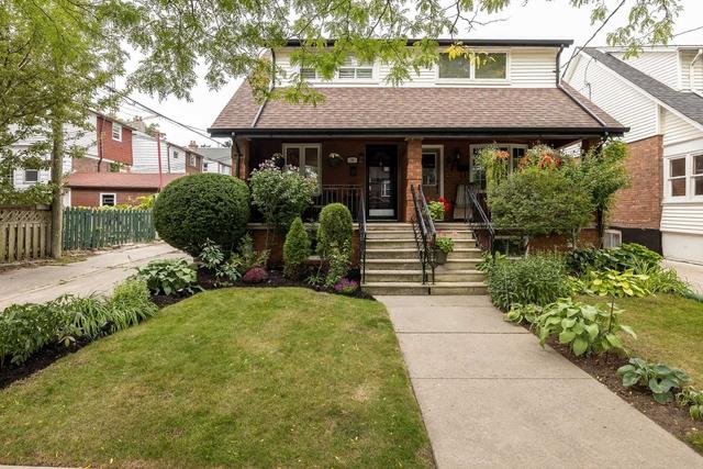 20 Parkfield Ave, House semidetached with 3 bedrooms, 2 bathrooms and 1 parking in Toronto ON | Image 12