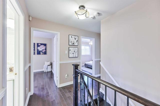 90 Hill Cres, House detached with 4 bedrooms, 4 bathrooms and 7 parking in Toronto ON | Image 5