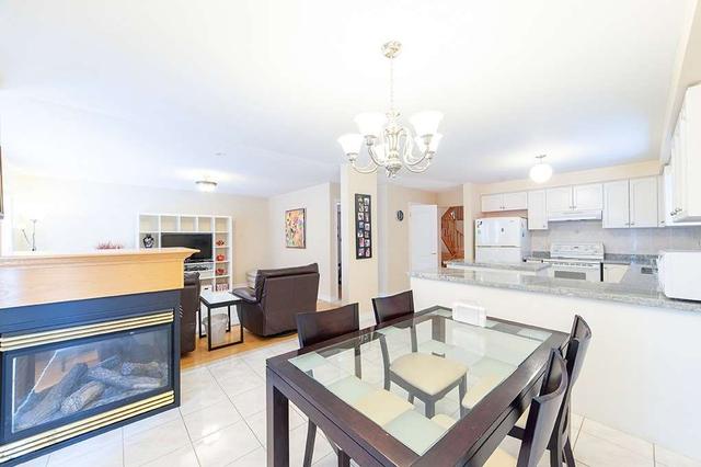 189 Tillie Sq, House detached with 4 bedrooms, 3 bathrooms and 6 parking in Markham ON | Image 5