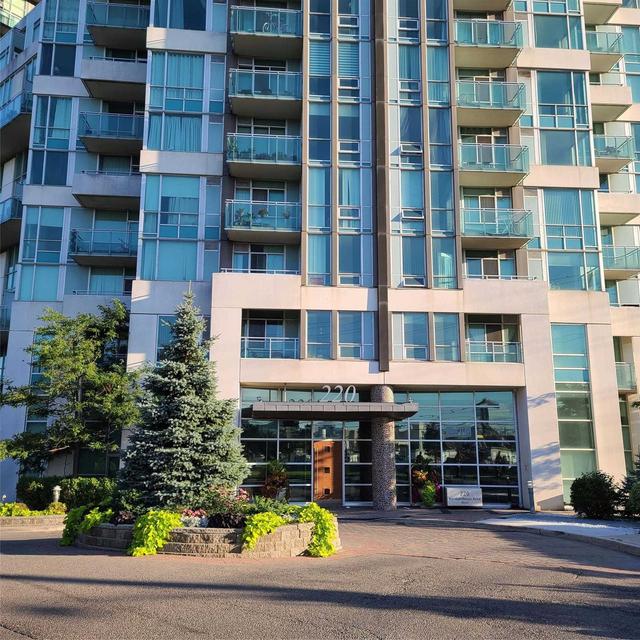 lph2 - 220 Burnhamthorpe Rd W, Condo with 2 bedrooms, 2 bathrooms and 1 parking in Mississauga ON | Image 12