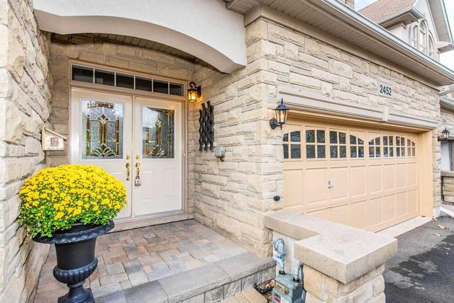 2452 Valleyridge Dr, House attached with 3 bedrooms, 3 bathrooms and 4 parking in Oakville ON | Image 23
