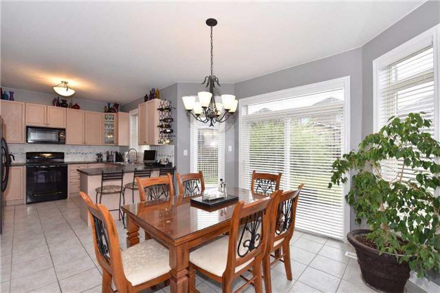 104 Root Cres, House detached with 4 bedrooms, 4 bathrooms and 4 parking in Ajax ON | Image 5