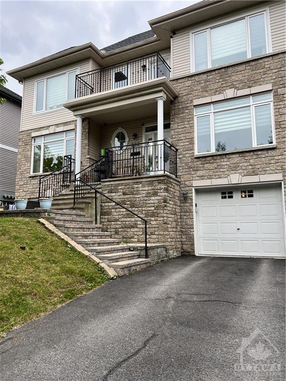 b - 202 Meandering Brook Drive, Condo with 1 bedrooms, 1 bathrooms and 1 parking in Ottawa ON | Image 1