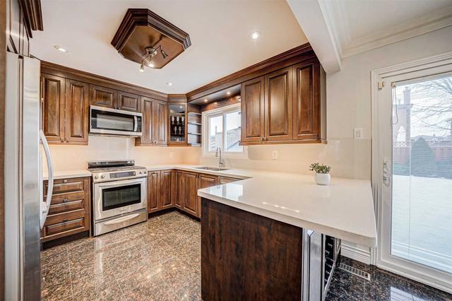 447 Raymerville Dr, House detached with 5 bedrooms, 4 bathrooms and 5 parking in Markham ON | Image 8