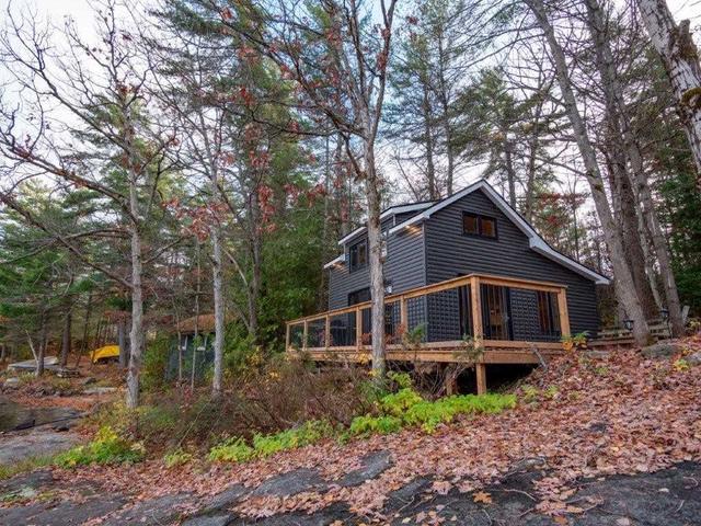 10352 Georgian Bay Shore, House detached with 3 bedrooms, 2 bathrooms and 0 parking in Georgian Bay ON | Image 14
