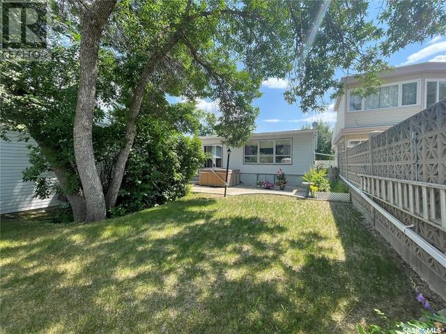 348 Fairchild Avenue, House detached with 3 bedrooms, 2 bathrooms and null parking in Regina Beach SK | Image 12
