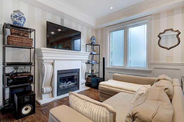 185 Rumsey Rd, House detached with 4 bedrooms, 5 bathrooms and 2 parking in Toronto ON | Image 6