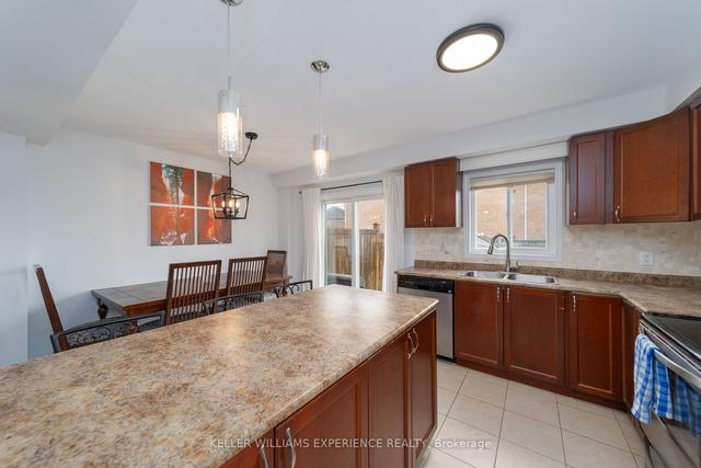 111 Majesty Blvd, House attached with 3 bedrooms, 3 bathrooms and 3 parking in Barrie ON | Image 21