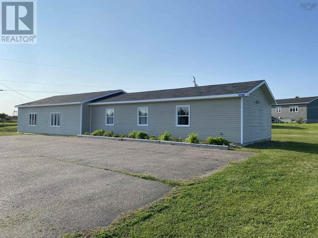 15877 Cabot Trail, House detached with 9 bedrooms, 2 bathrooms and null parking in Inverness, Subd. A NS | Image 2