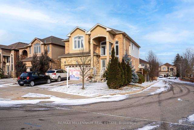 85 Onyx Crt, House detached with 4 bedrooms, 5 bathrooms and 4 parking in Hamilton ON | Image 36