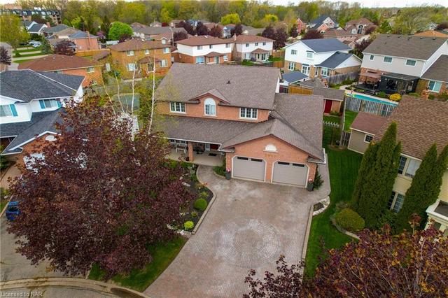 7921 Lavena Court, House detached with 4 bedrooms, 3 bathrooms and 4 parking in Niagara Falls ON | Image 39