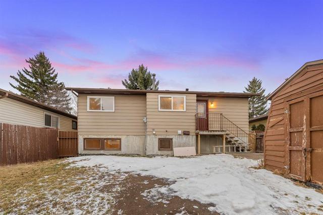 44 Beddington Road Ne, House detached with 5 bedrooms, 2 bathrooms and 2 parking in Calgary AB | Image 22