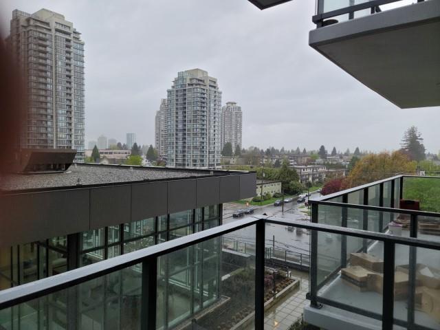 611 - 7303 Noble Lane, Condo with 1 bedrooms, 1 bathrooms and null parking in Burnaby BC | Card Image