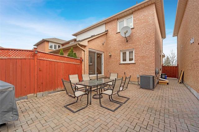 58 Matthew Dr, House detached with 3 bedrooms, 3 bathrooms and 5 parking in Vaughan ON | Image 20