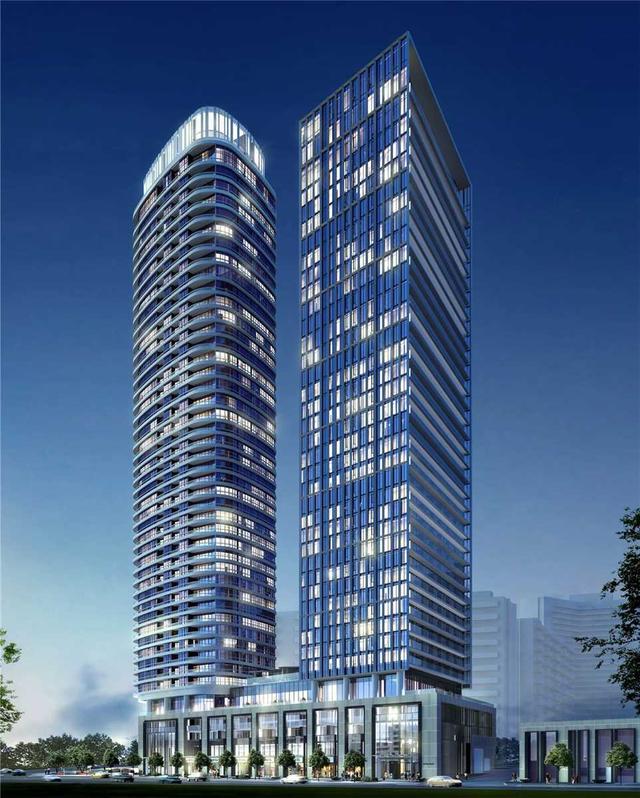 1302 - 575 Bloor St E, Condo with 3 bedrooms, 2 bathrooms and 0 parking in Toronto ON | Image 1