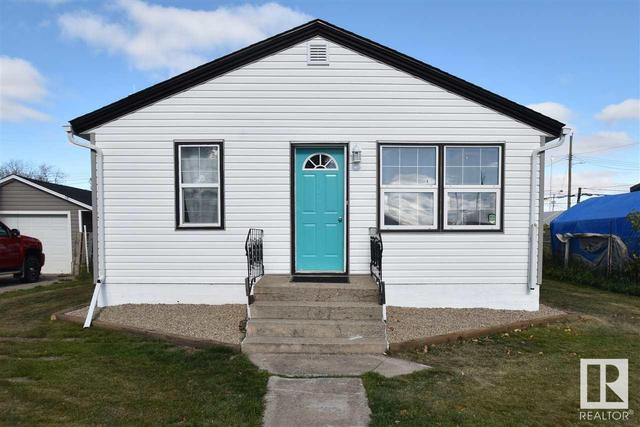 4906 48 Av, House detached with 1 bedrooms, 1 bathrooms and null parking in St. Paul AB | Image 1