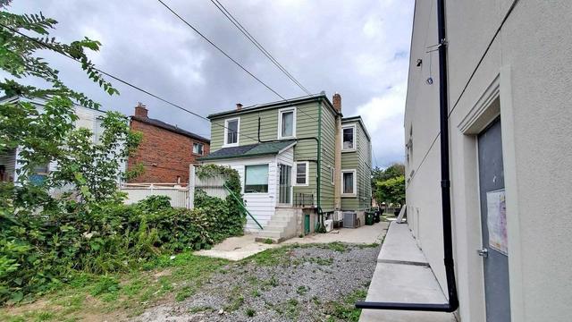 16 Ladysmith Ave, House semidetached with 3 bedrooms, 2 bathrooms and 0 parking in Toronto ON | Image 26