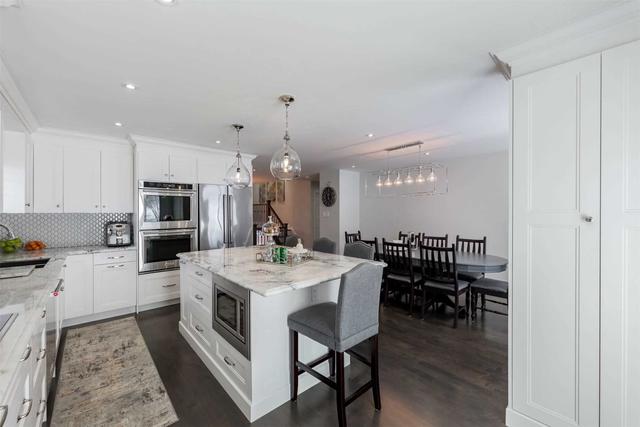28 Deer Hollow Crt, House detached with 3 bedrooms, 3 bathrooms and 10 parking in Caledon ON | Image 5