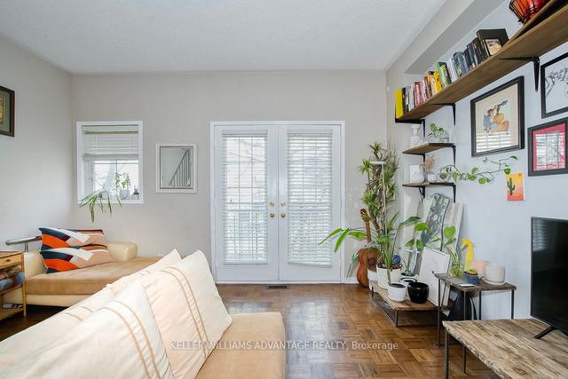 15 Pear Tree Mews, House attached with 3 bedrooms, 3 bathrooms and 2 parking in Toronto ON | Image 26